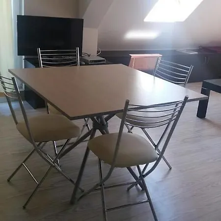 Persani 3 Apartment